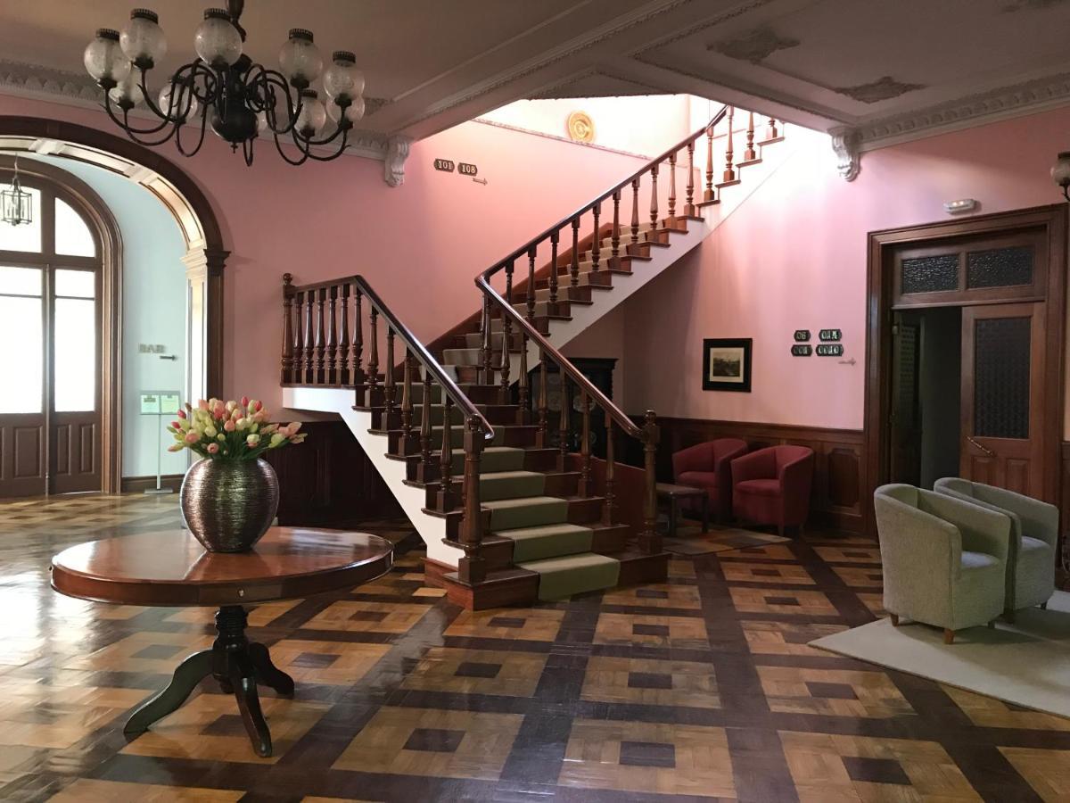 Inatel Entre-Os-Rios Hotel Portela  Eksteriør billede
